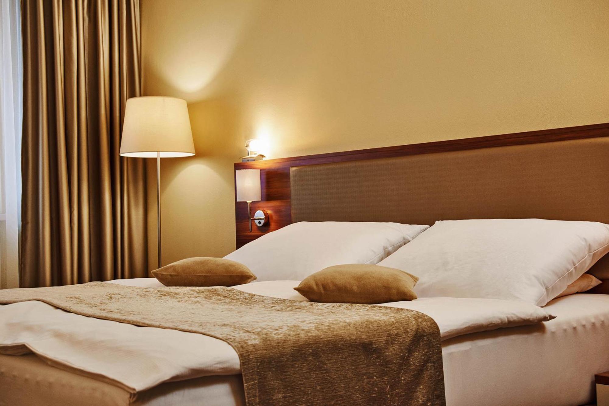 Privilege - Empire Hotels Group Košice Rum bild