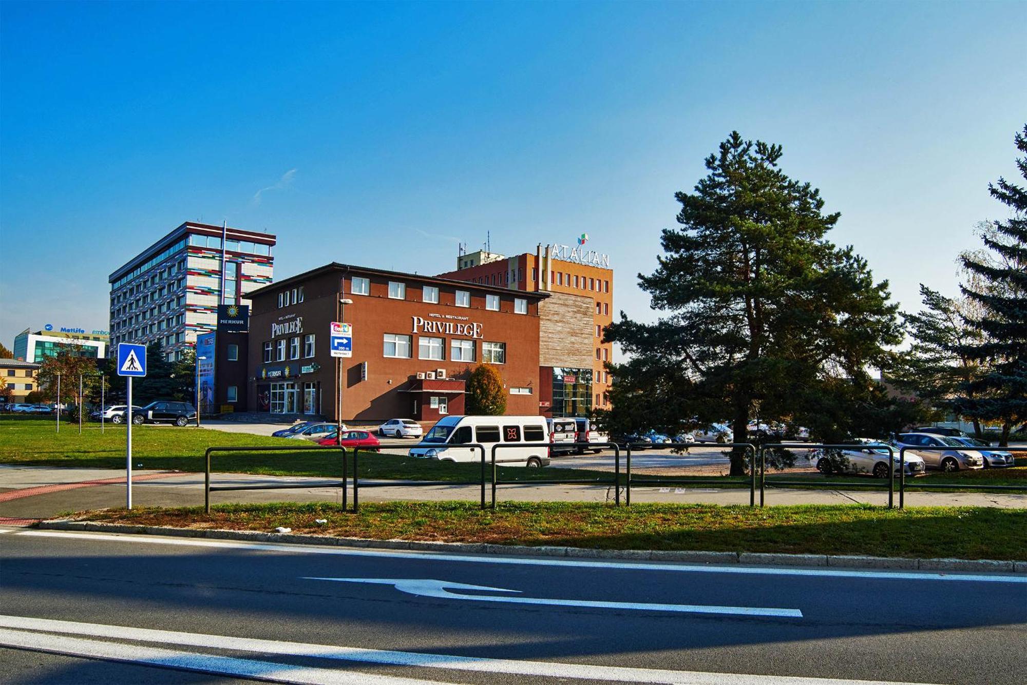 Privilege - Empire Hotels Group Košice Exteriör bild