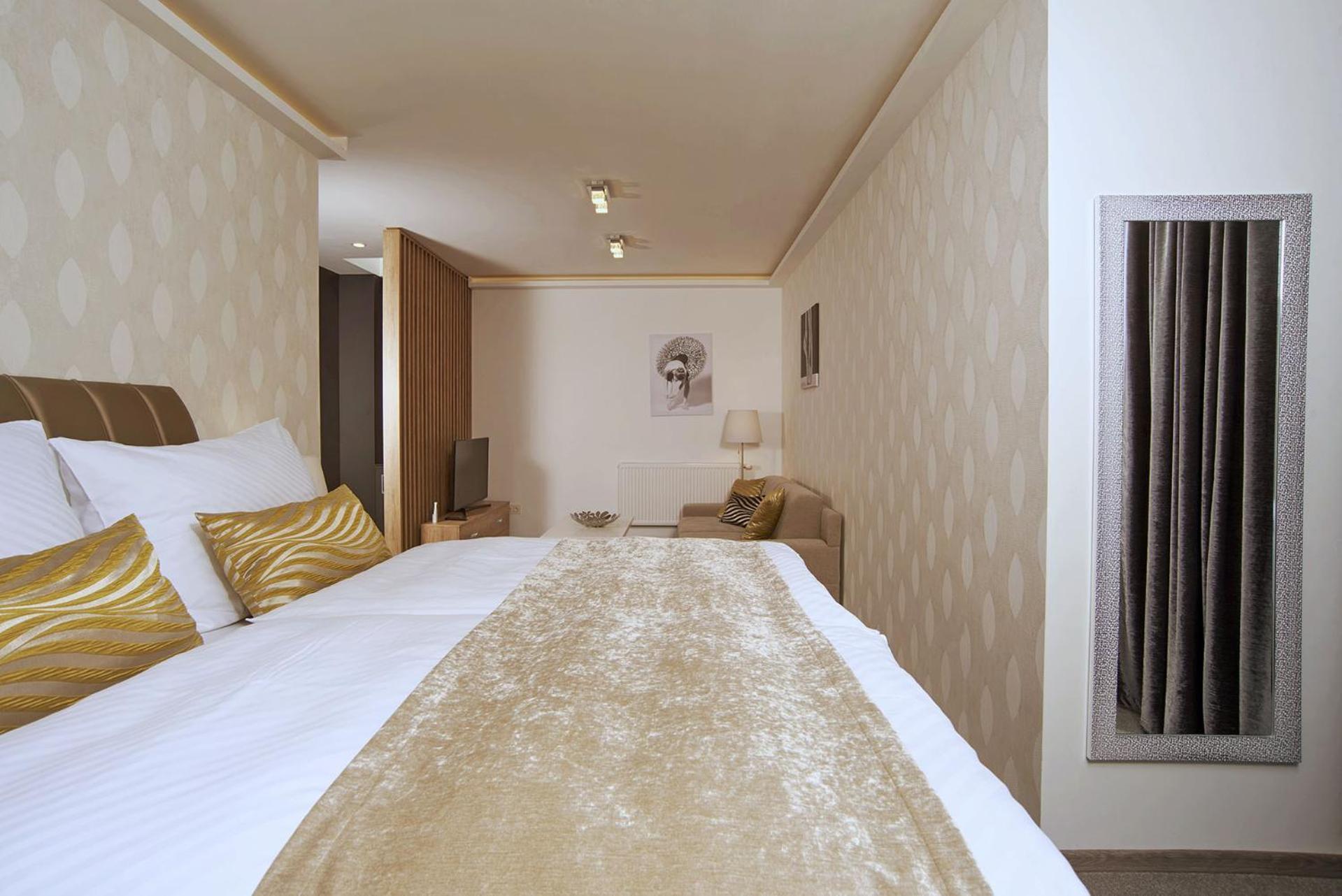 Privilege - Empire Hotels Group Košice Exteriör bild
