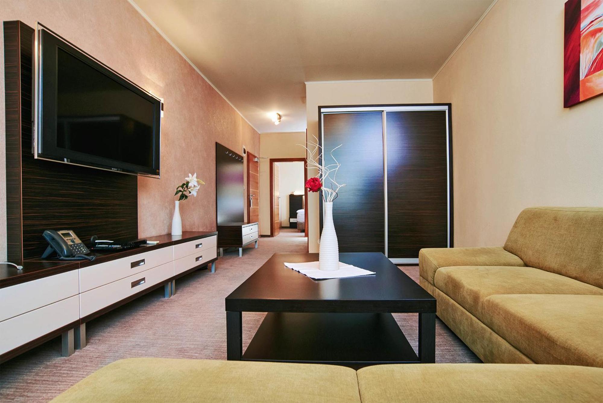 Privilege - Empire Hotels Group Košice Exteriör bild