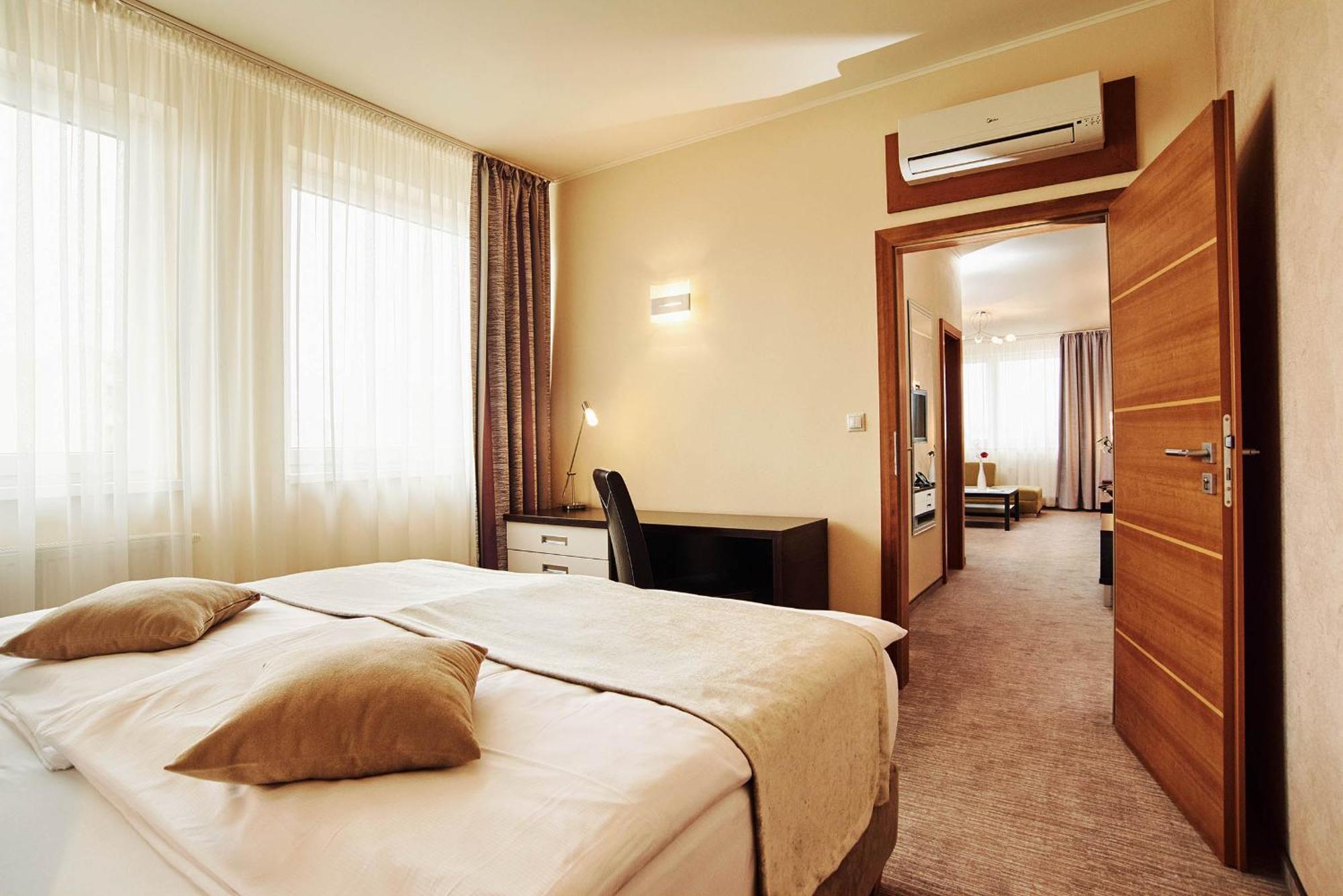 Privilege - Empire Hotels Group Košice Exteriör bild